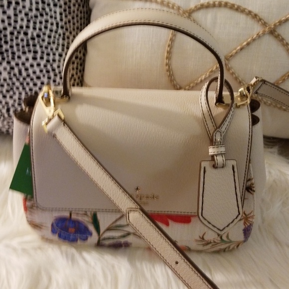 KATE SPADE *Restocked - Picture 2 of 6